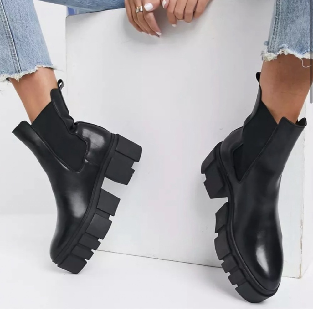 Mango MNG chunky sole platform Chelsea boot • 39/8.5